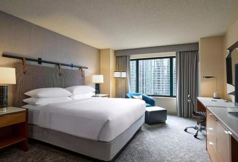身障者適用キングサイズベッドルーム, Sheraton Grand Chicago Riverwalk