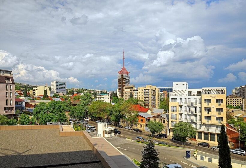 اتاق اجرایی, Sheraton Grand Tbilisi Metechi Palace