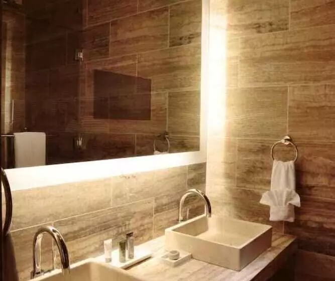 سوئیت پنت هاوس, Tuscany By Luxurban