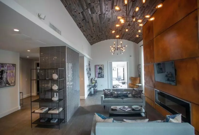 سوئیت پنت هاوس, Tuscany By Luxurban