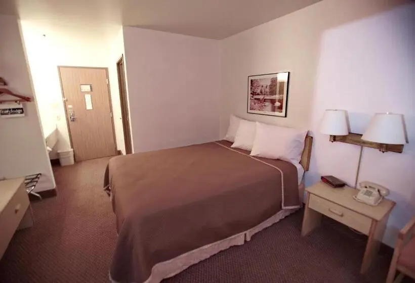 اتاق استاندارد با تخت بزرگ برای معلولان, Travelodge By Wyndham Elko Nv