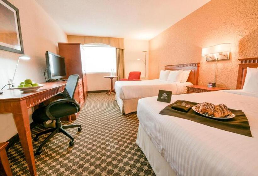 스탠다드 룸 더블 침대 2개, Universel Montréal