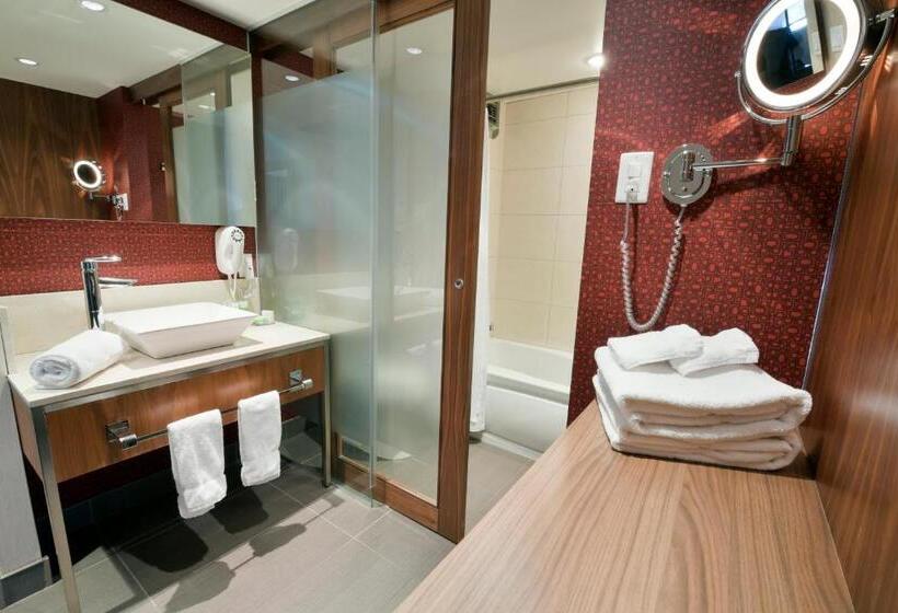 프리미엄 룸, Universel Montréal