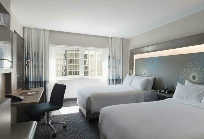 带2个双人床的标准工作室, M Social Hotel Times Square New York