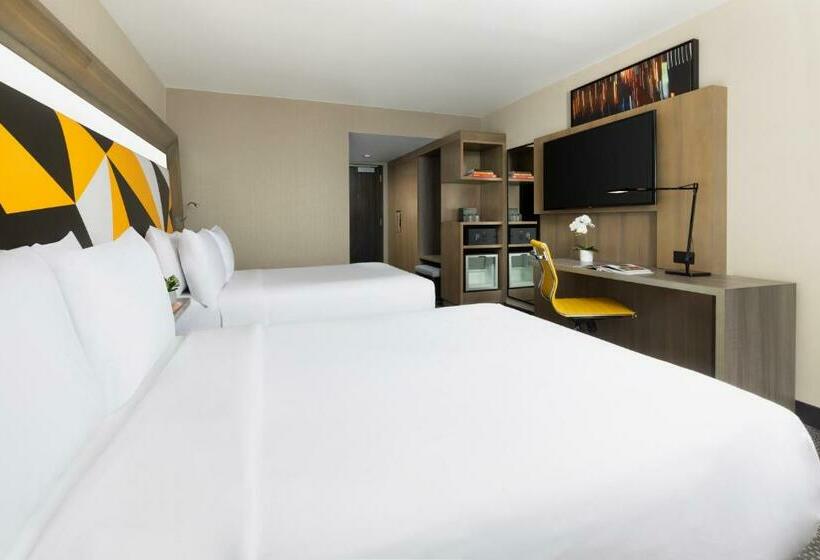اتاق لوکس با چشم‌انداز, M Social Hotel Times Square New York