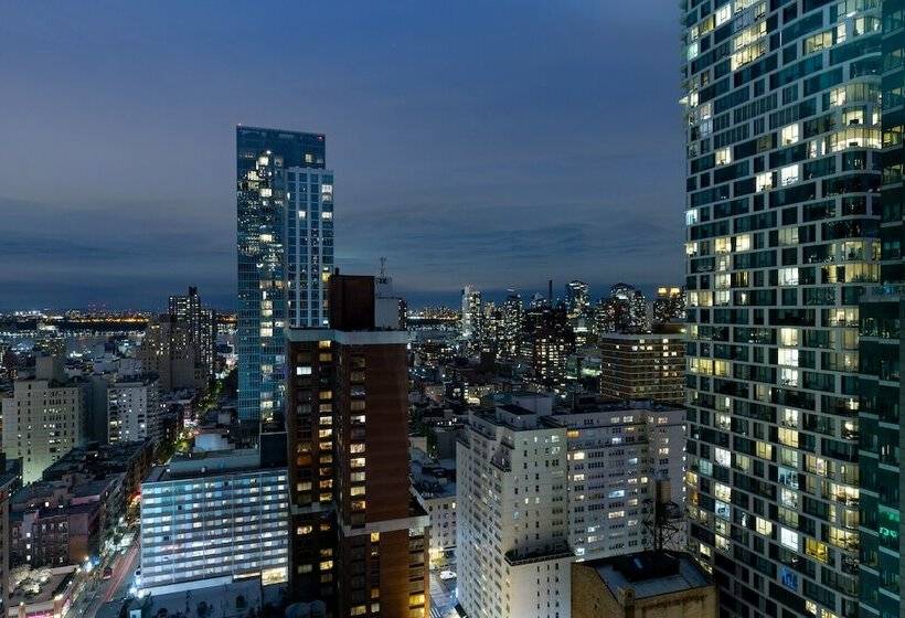 اتاق سوپریور با چشم‌انداز رودخانه, M Social Hotel Times Square New York