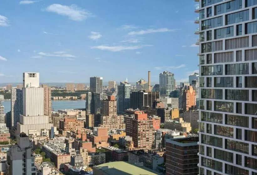 Superior-huone King-vuode, M Social Hotel Times Square New York