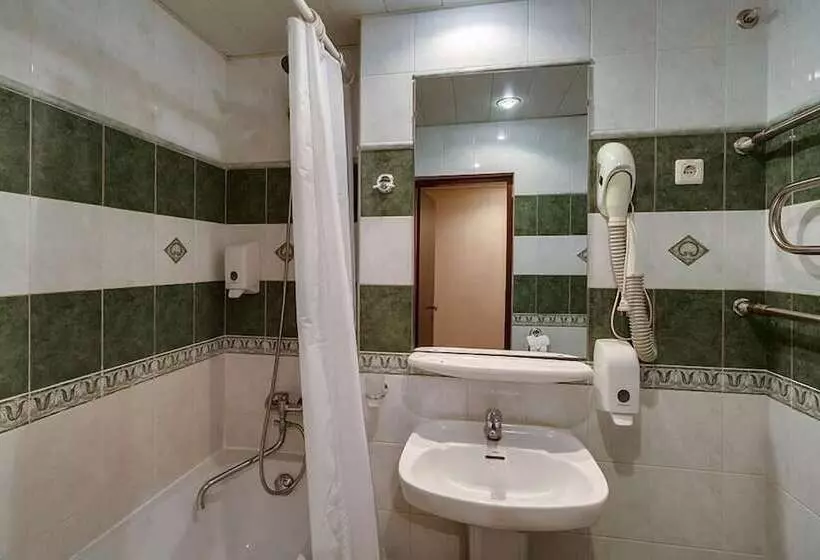 クラシックルーム, Premier Hotel Lybid