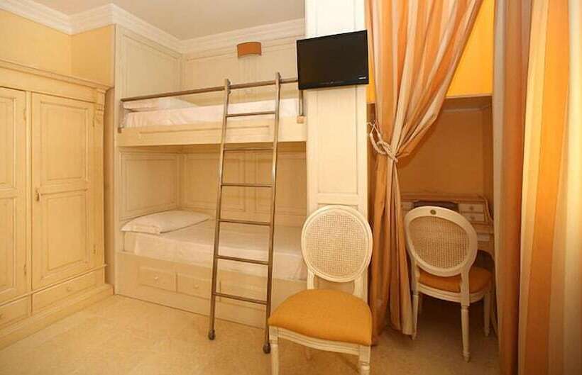 غرفة قياسية رباعية, Palace Hotel Vieste