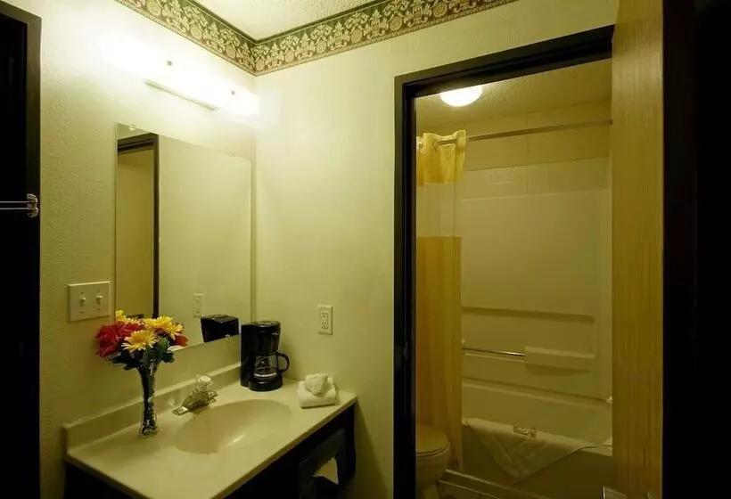 ２ダブルベッドのスタンダードルーム, Americas Best Value Inn And Suites   Nevada