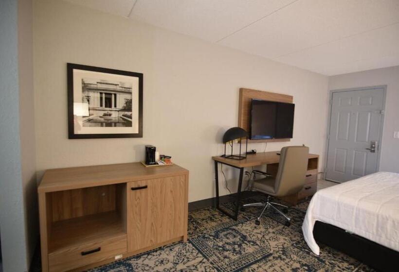 Люкс Deluxe Кровать Кинг, Baymont By Wyndham Pine Grove I 81