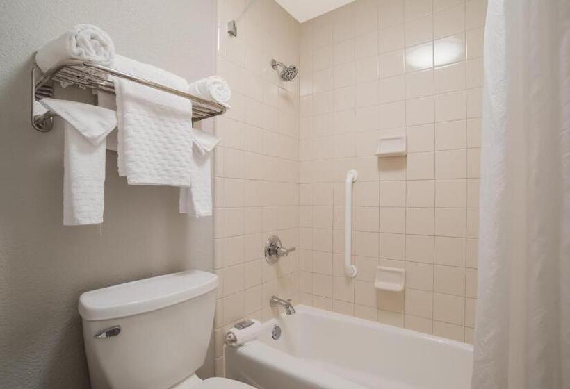 غرفة قياسية سرير كينج, Best Western Flagship Inn