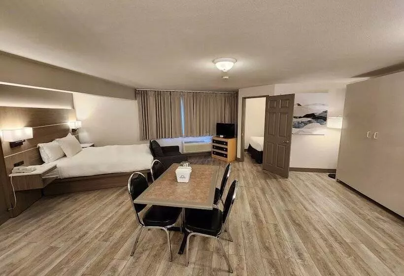اتاق استاندارد, Days Inn By Wyndham Penticton Conference Centre