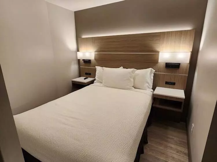 اتاق استاندارد, Days Inn By Wyndham Penticton Conference Centre