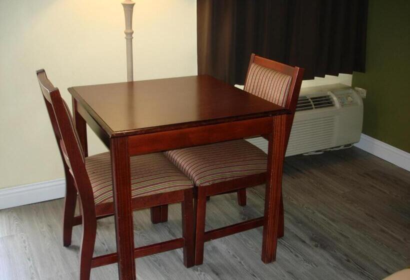 غرفة قياسية سرير كينج, Econo Lodge Texarkana I30