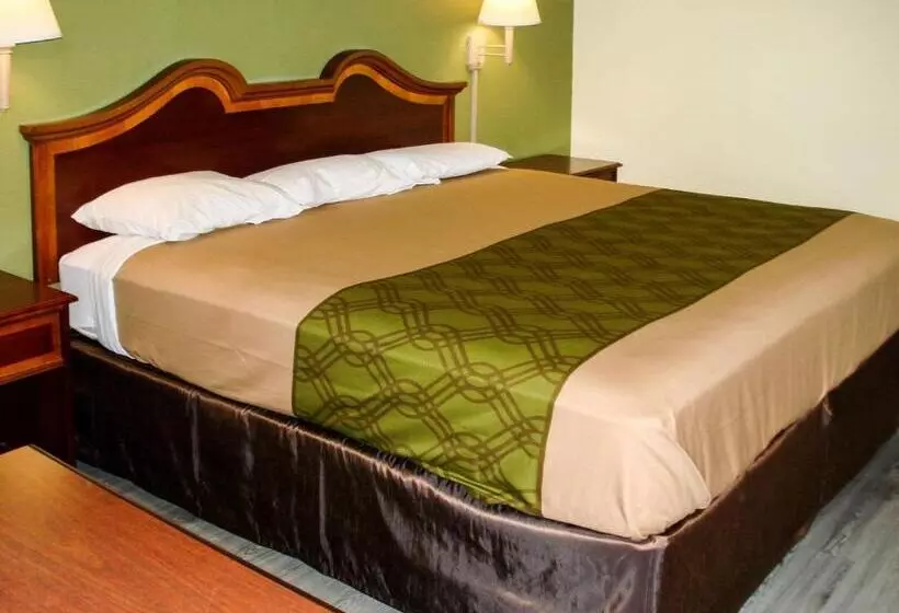 キングサイズベッドのスタンダードルーム, Econo Lodge Texarkana I30