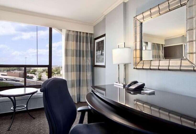 디럭스 룸, Hilton Springfield