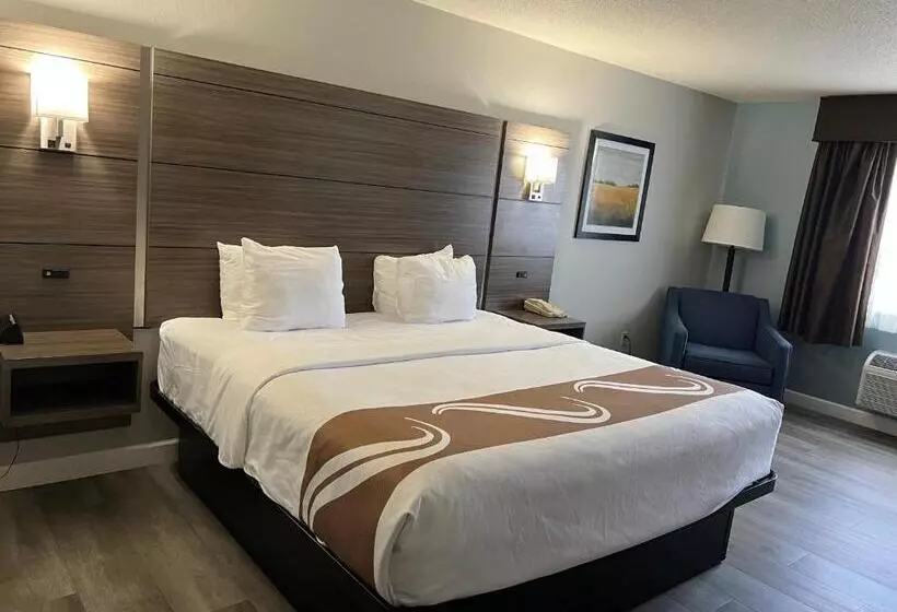 Standard-huone King-vuode, Quality Inn & Suites Red Wing