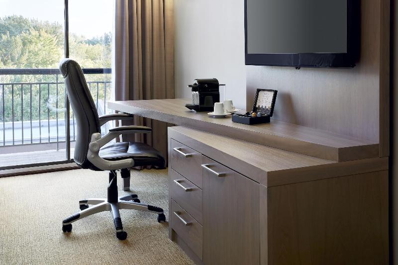 스탠다드 룸 킹사이즈 침대, Rive Gauche