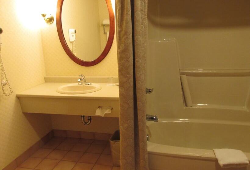 エクゼクティブルーム, The Fredericton Inn