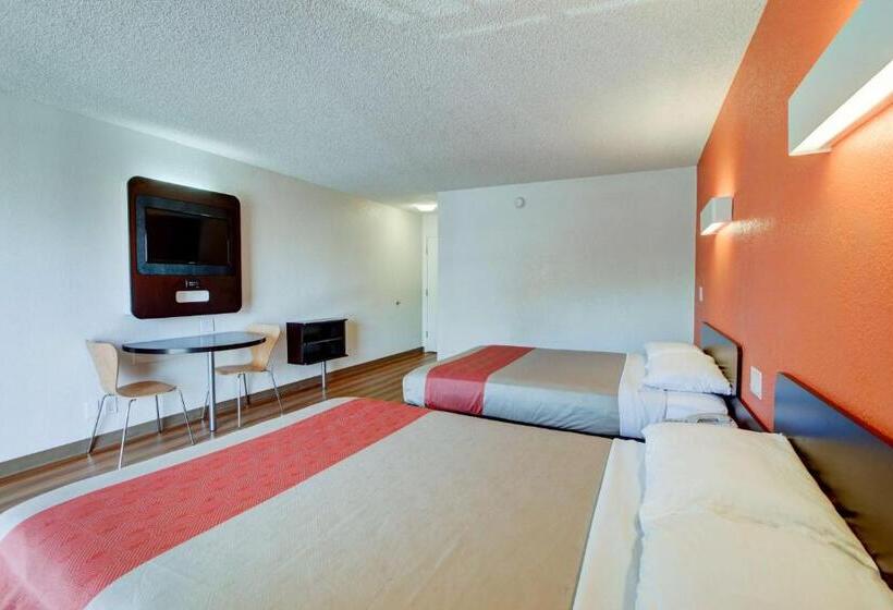 غرفة ديلوكس رباعية, Motel 6santa Ana, Ca  Irvine  Orange County Airport