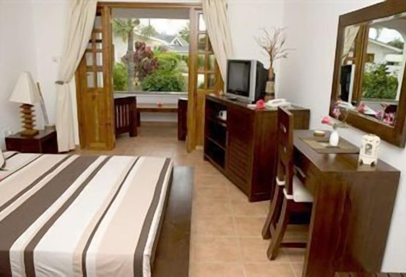 اتاق سوپریور, The Britannia