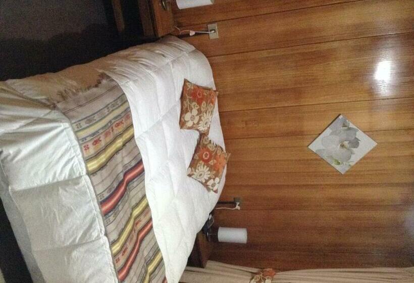 غرفة قياسية, Le Mirage