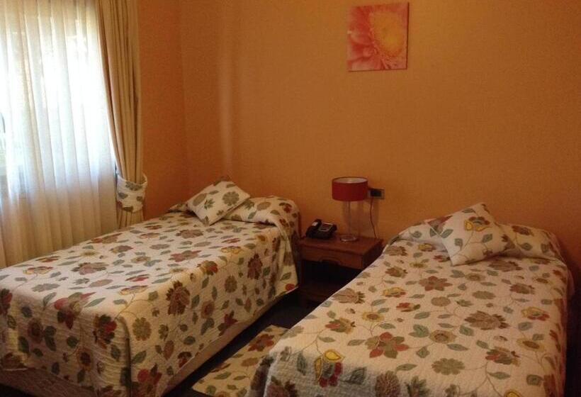 غرفة قياسية, Le Mirage