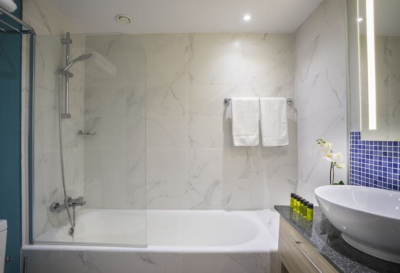 Семейный Номер Вид на Море, Leonardo Laura Beach & Splash Resort