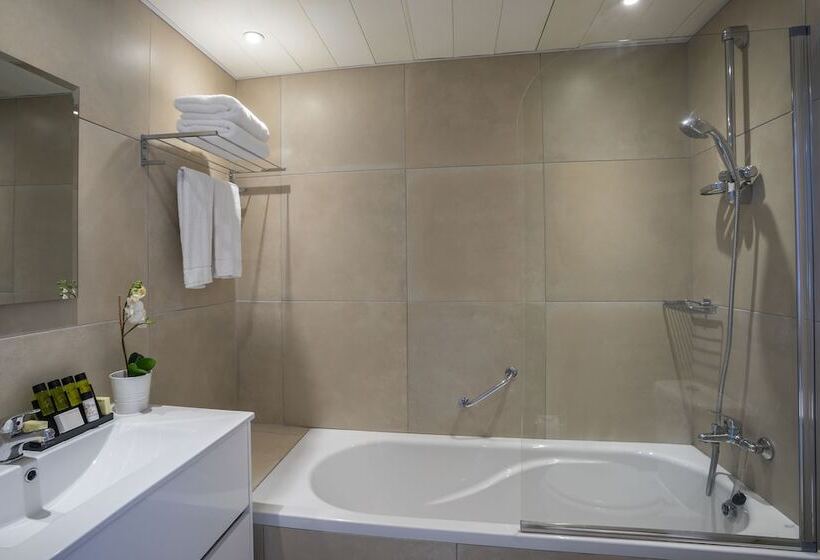 Полулюкс Вид на Море, Leonardo Laura Beach & Splash Resort