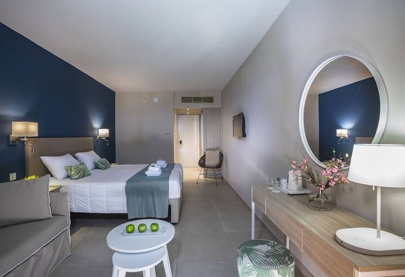 Полулюкс Вид на Море, Leonardo Laura Beach & Splash Resort