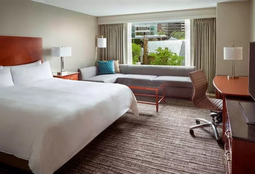 ダブルベッドスタンダードルーム, Marriott Downtown At Cf Toronto Eaton Centre