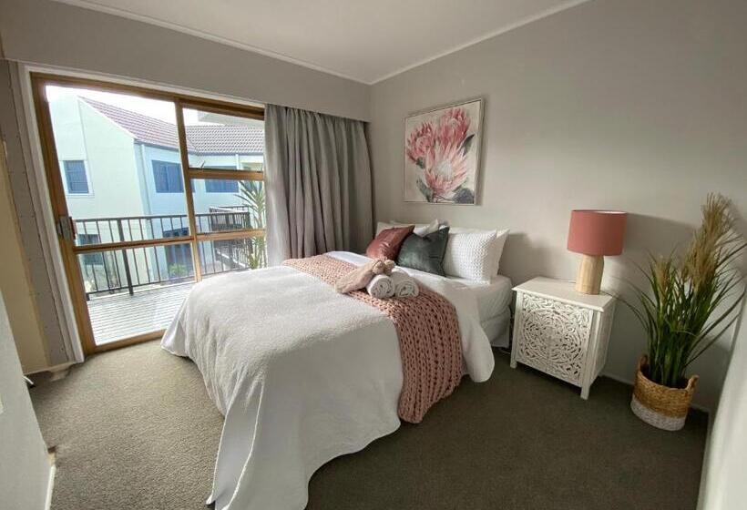 Апартаменты 1 Спальня Вид на Море, Oceans 88 Whitianga Coastal Suites