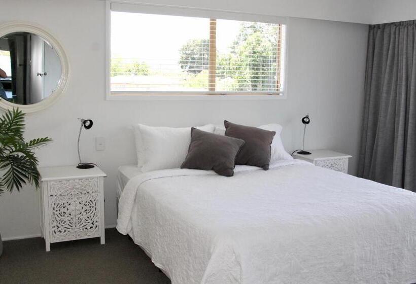 Апартаменты 1 Спальня Вид на Море, Oceans 88 Whitianga Coastal Suites
