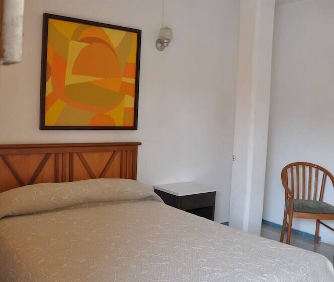 스탠다드 룸, Oviedo Acapulco
