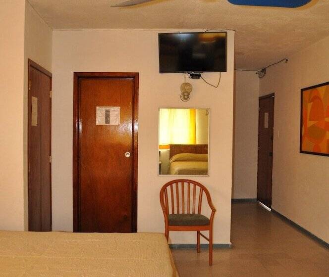 스탠다드 룸, Oviedo Acapulco