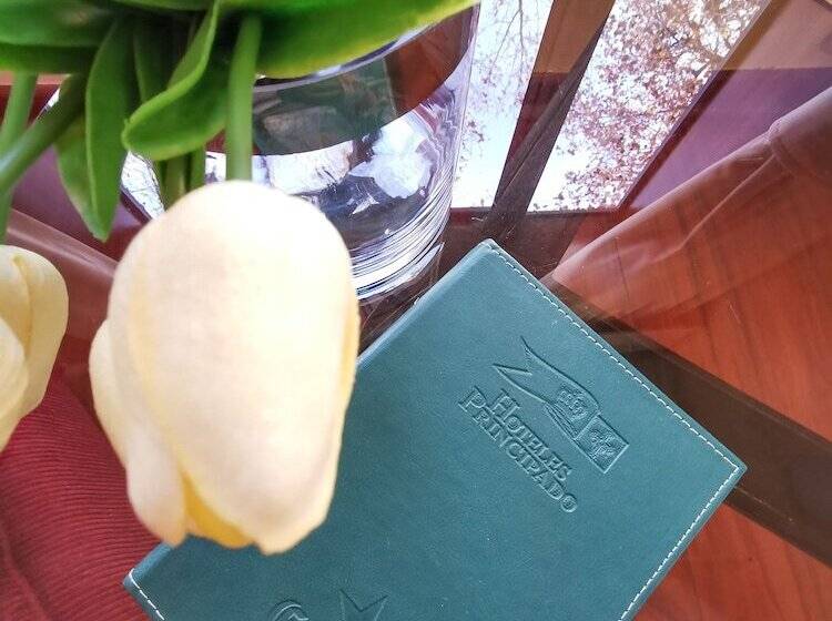 חדר סטנדרט, Principado