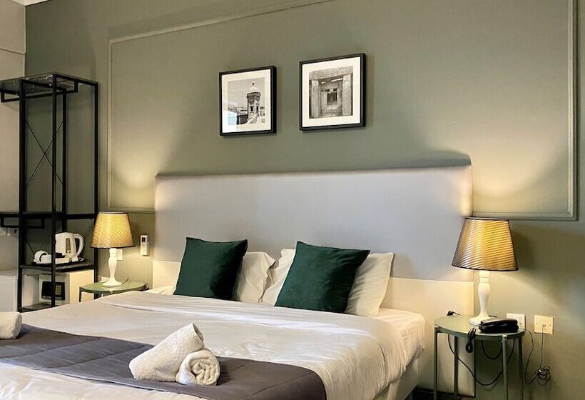 اتاق سوپریور با چشم‌انداز دریا, Sliema Marina