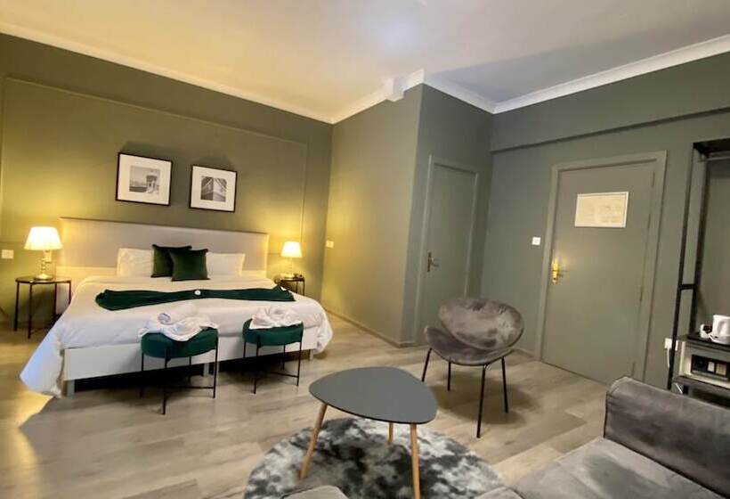 اتاق سوپریور با چشم‌انداز دریا, Sliema Marina