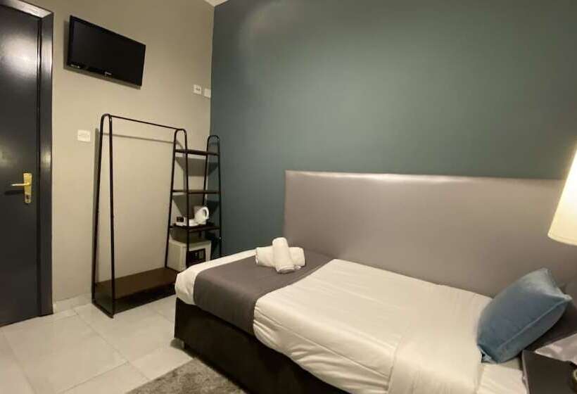 اتاق عادی یک تخته, Sliema Marina
