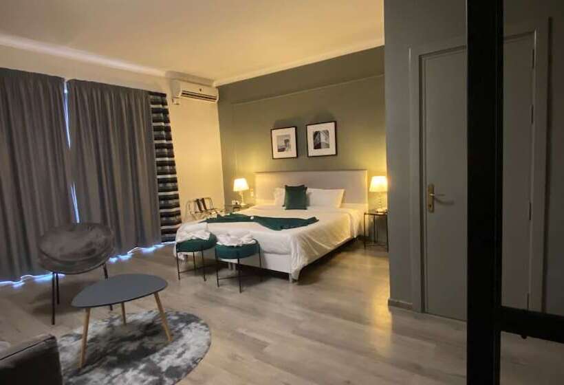 اتاق استاندارد چهار تخته با چشم‌انداز دریا, Sliema Marina