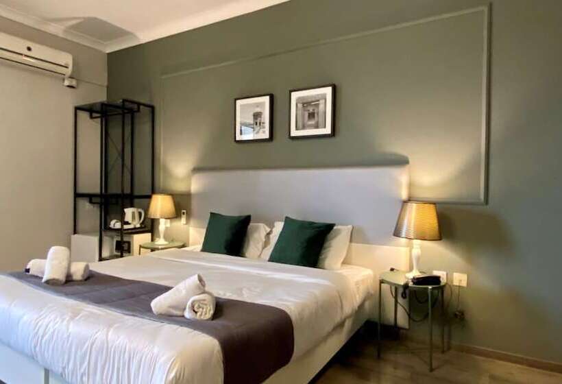 اتاق استاندارد چهار تخته با چشم‌انداز دریا, Sliema Marina