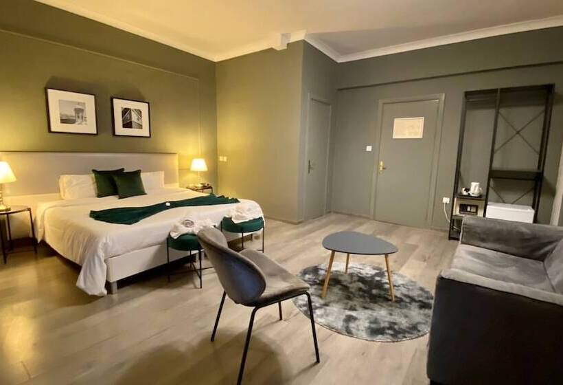 اتاق استاندارد چهار تخته با چشم‌انداز دریا, Sliema Marina