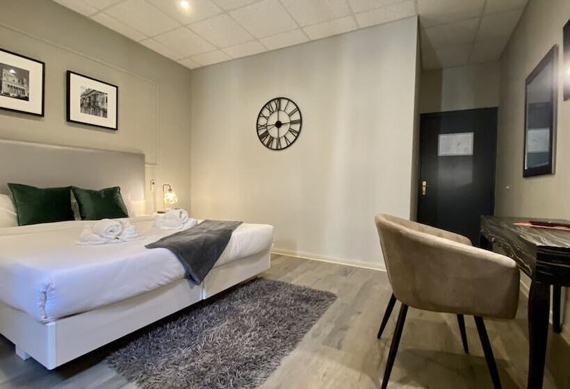 اتاق استاندارد, Sliema Marina