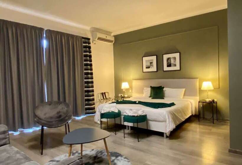 اتاق استاندارد چهار تخته با چشم‌انداز دریا, Sliema Marina