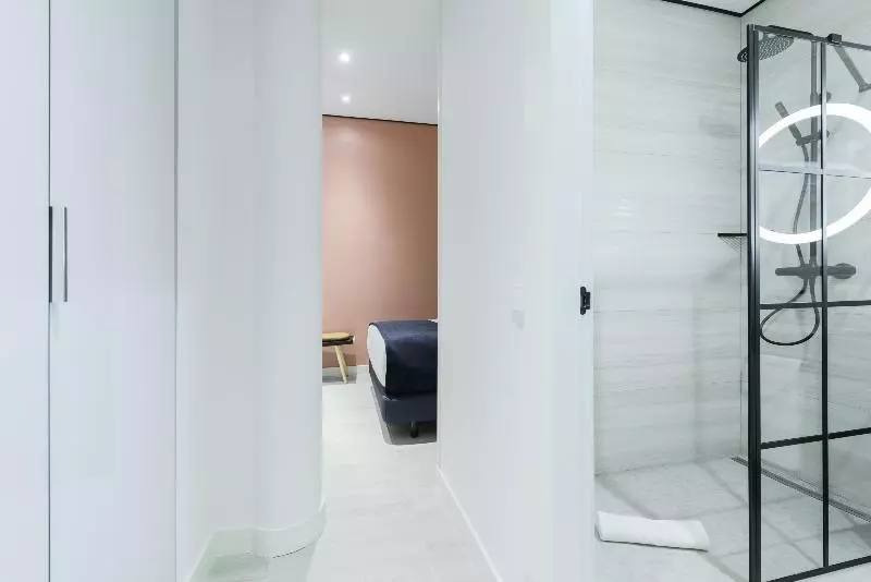 سوئیت با تخت بزرگ, The Park Hotel London