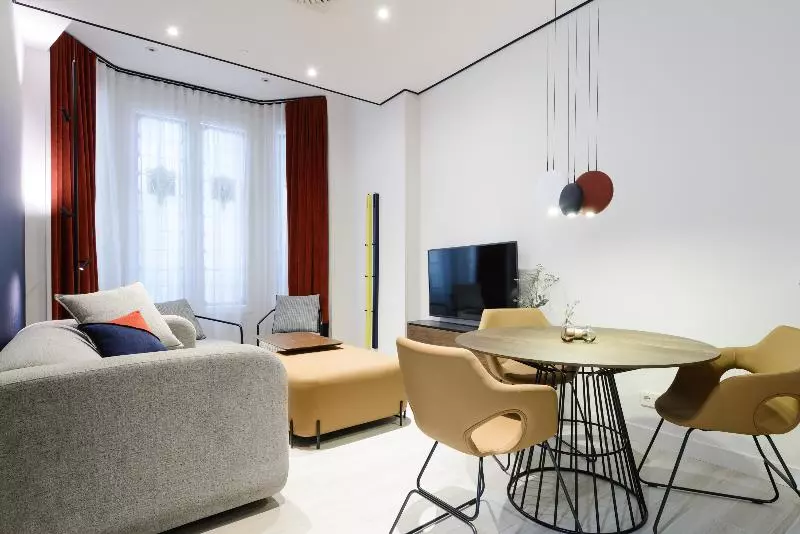 سوئیت با تخت بزرگ, The Park Hotel London