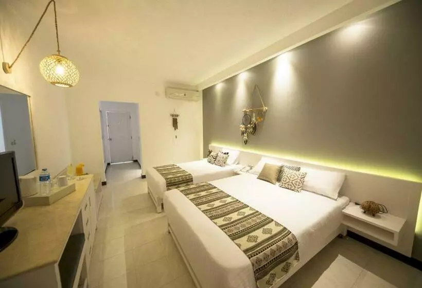 اتاق استاندارد سه نفره, Meraki Resort  Adults Only
