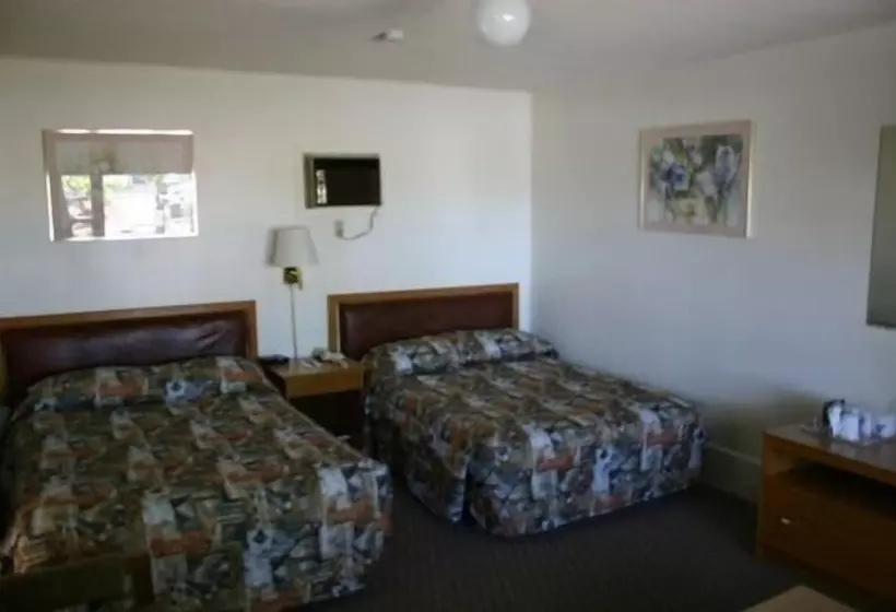 اتاق استاندارد با 2 تخت دوبل, Skyline Motel