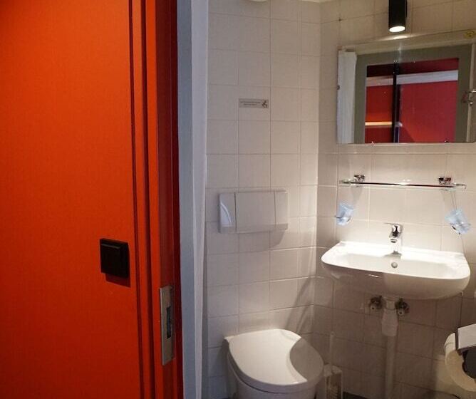 Deluxe Quadruple Room, Botel